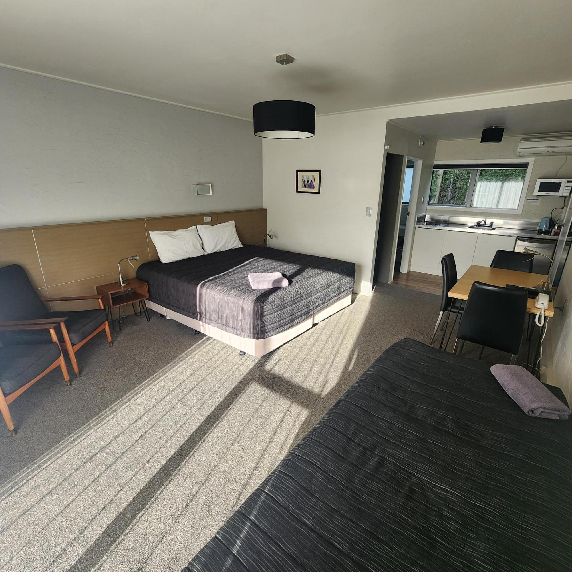 16 Northgate Motor Lodge New Plymouth Exterior photo