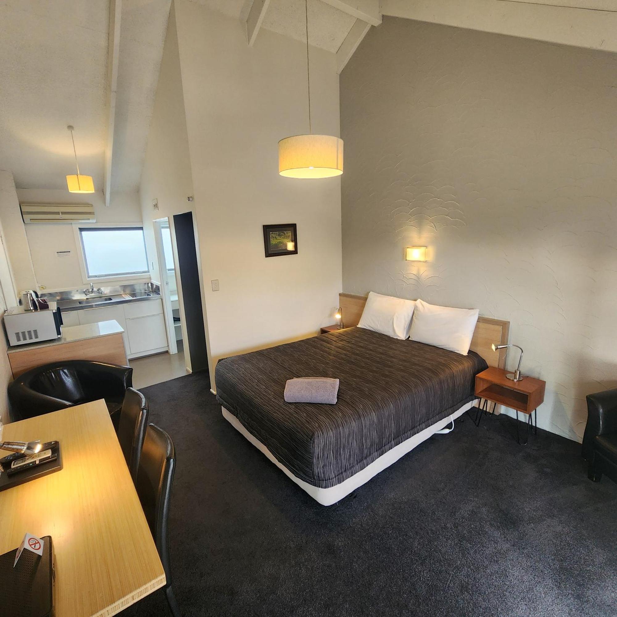 16 Northgate Motor Lodge New Plymouth Exterior photo