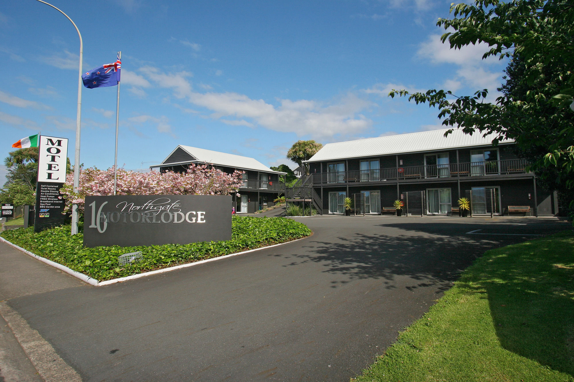 16 Northgate Motor Lodge New Plymouth Exterior photo